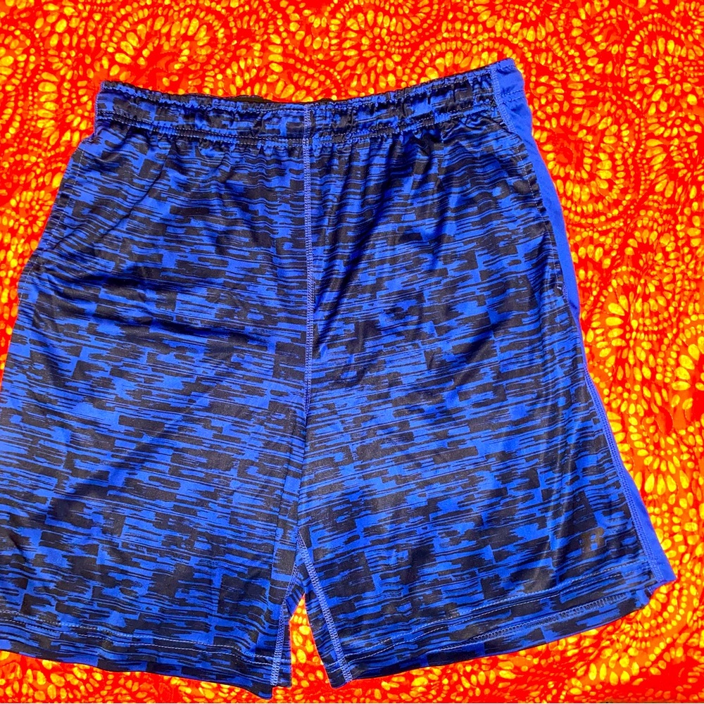 Men’s Shorts Size M